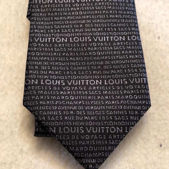 Louis Vuitton men’s slate gray/Black tie - Picture 6 of 8